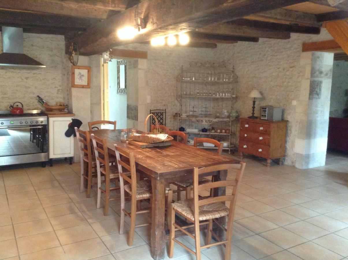 Gite Du Calme 3 Star Bed & Breakfast Cognac Chérac Eksteriør billede