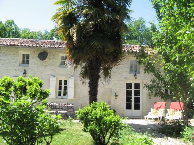 Gite Du Calme 3 Star Bed & Breakfast Cognac Chérac Eksteriør billede