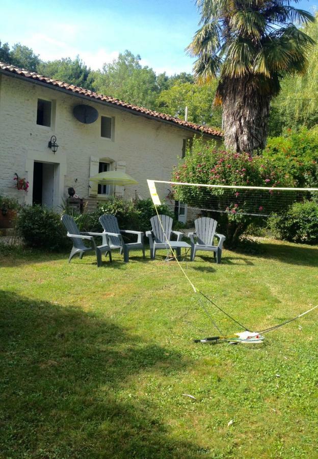Gite Du Calme 3 Star Bed & Breakfast Cognac Chérac Eksteriør billede